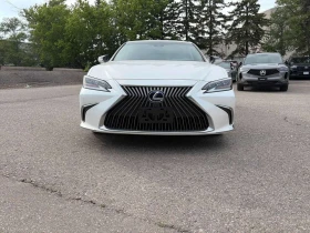 Lexus ES 300 300h| 360| HUD| ШИБИДАХ| 2 КЛЮЧА| CARFAX, снимка 2