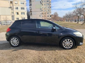 Toyota Auris 1.6 с газ, снимка 15