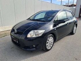 Toyota Auris 1.6 с газ, снимка 5