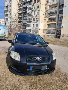 Toyota Auris 1.6 с газ, снимка 1