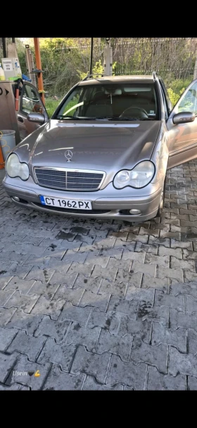     Mercedes-Benz C 220 220 