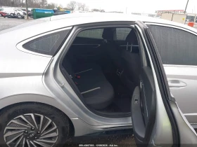 Hyundai Sonata Luxury* Hybrid* НОВА* Крайна цена до БГ - 15733 € / 30771.07 лв. - 30235099 11