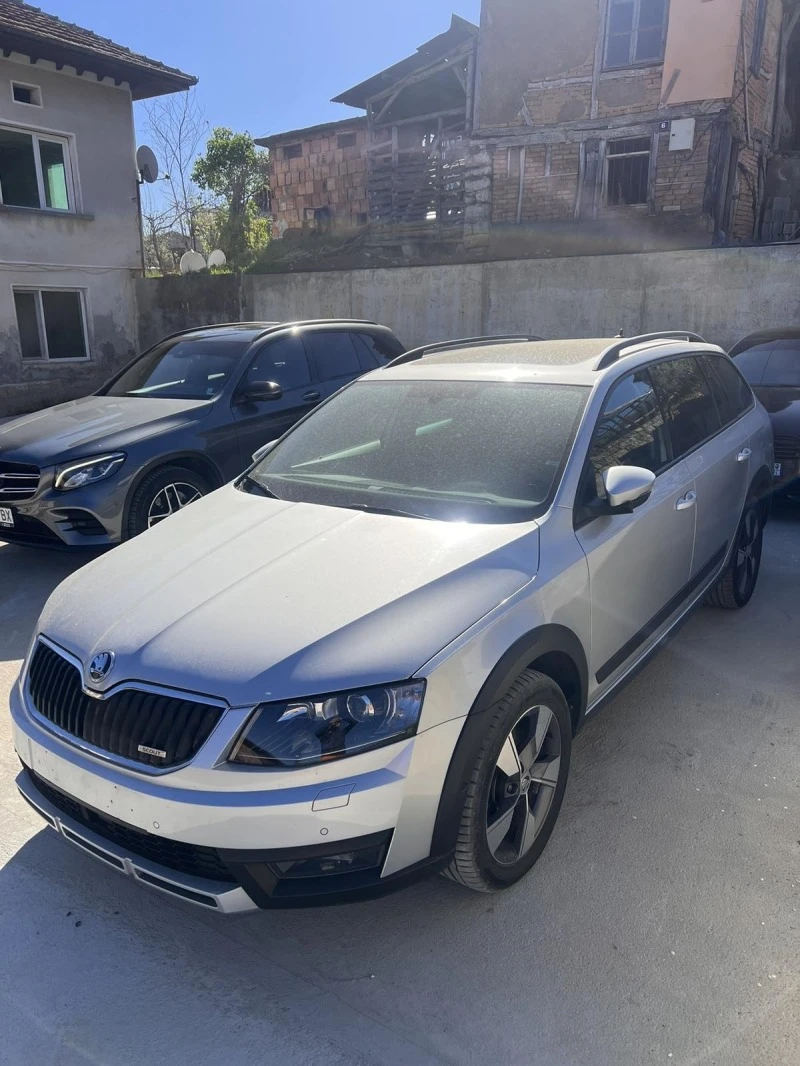 Skoda Octavia SCOUT 2.0TDI 184кс, снимка 1 - Автомобили и джипове - 45134103