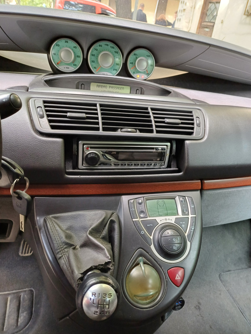 Citroen C8, снимка 5 - Автомобили и джипове - 45935520