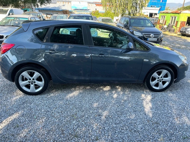 Opel Astra 1.4-Турбо140к., снимка 16 - Автомобили и джипове - 46589742