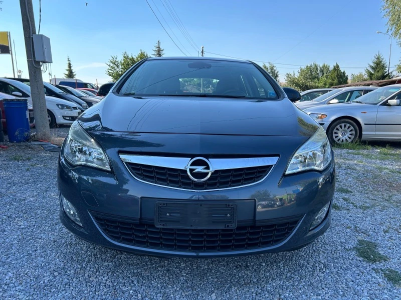 Opel Astra 1.4-Турбо140к., снимка 1 - Автомобили и джипове - 46589742