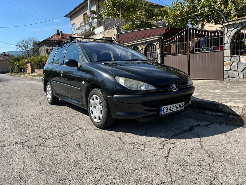 Peugeot 206 1.4 Комби, снимка 1 - Автомобили и джипове - 47357999