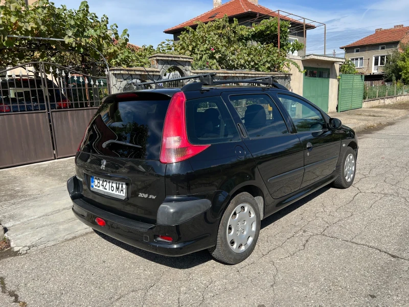 Peugeot 206 1.4 Комби, снимка 3 - Автомобили и джипове - 47357999