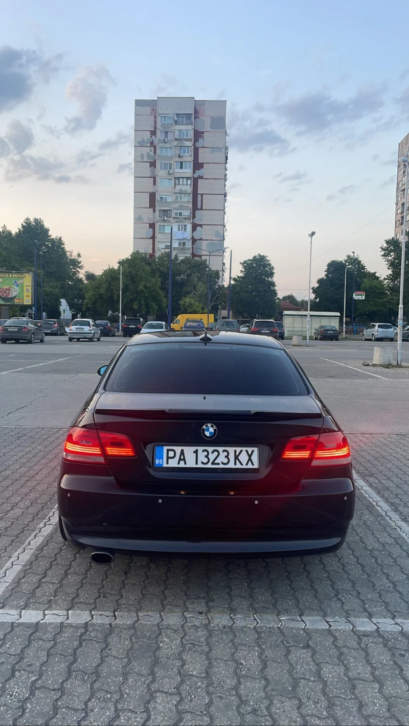 BMW 320, снимка 8 - Автомобили и джипове - 47666115