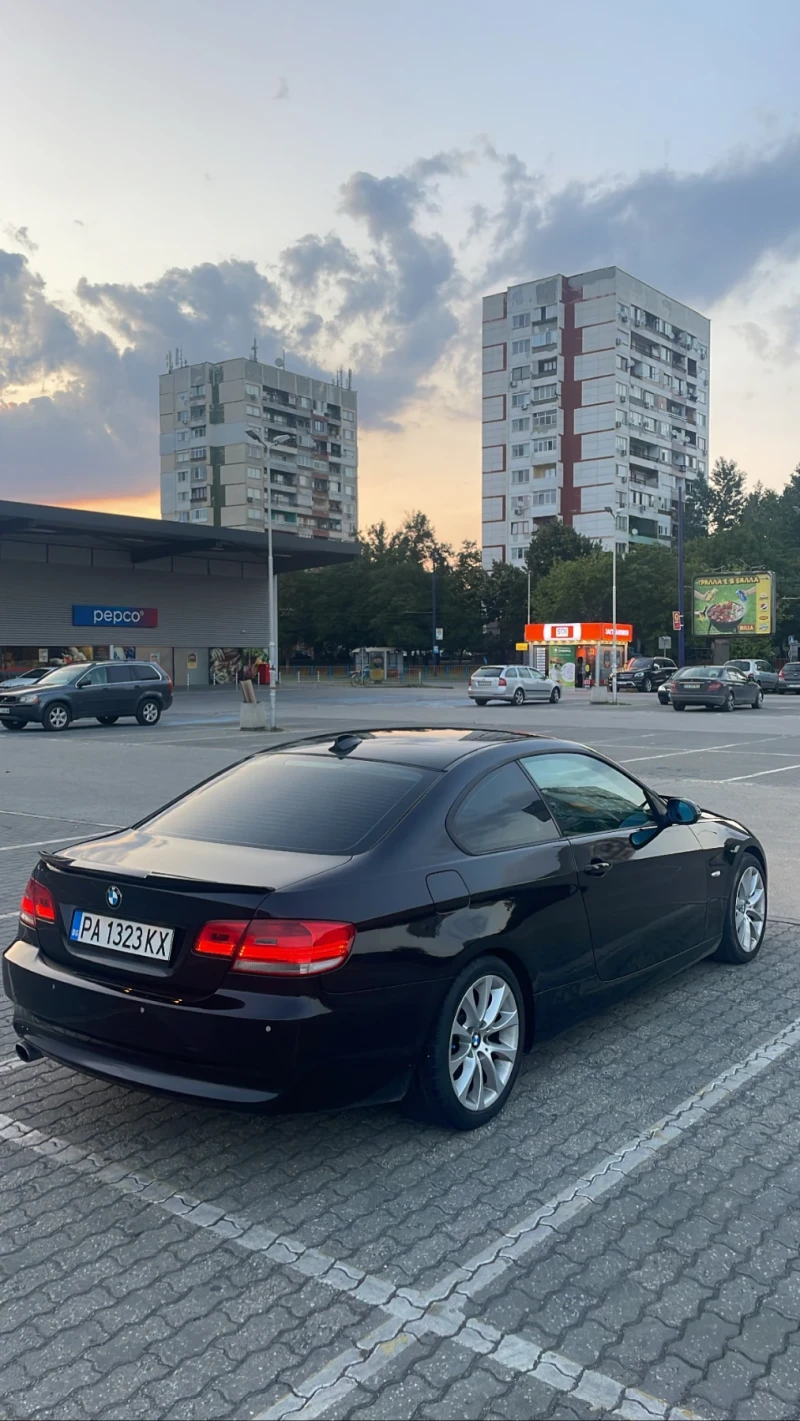 BMW 320, снимка 9 - Автомобили и джипове - 47666115