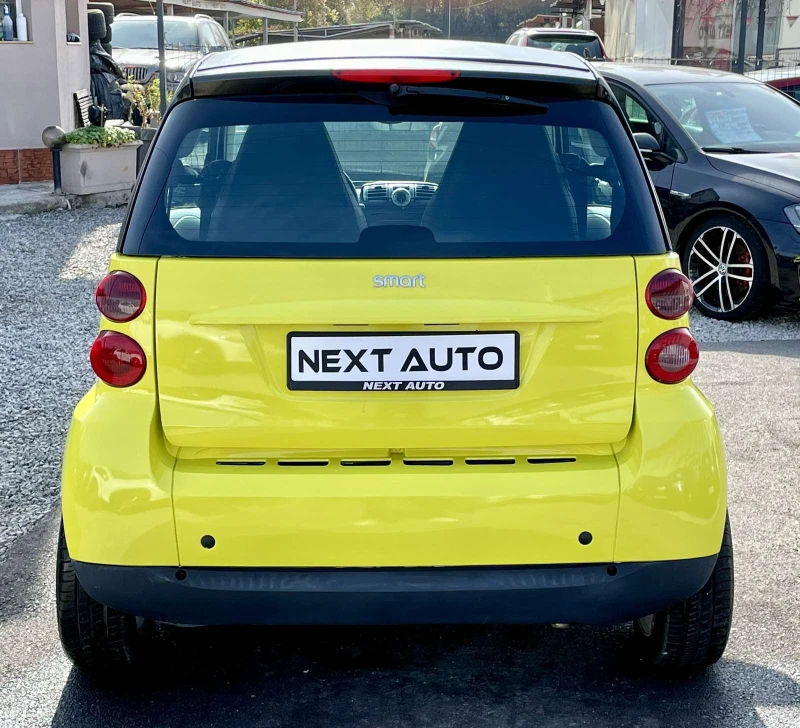 Smart Fortwo 1.0I КЛИМАТИК, снимка 6 - Автомобили и джипове - 47761968