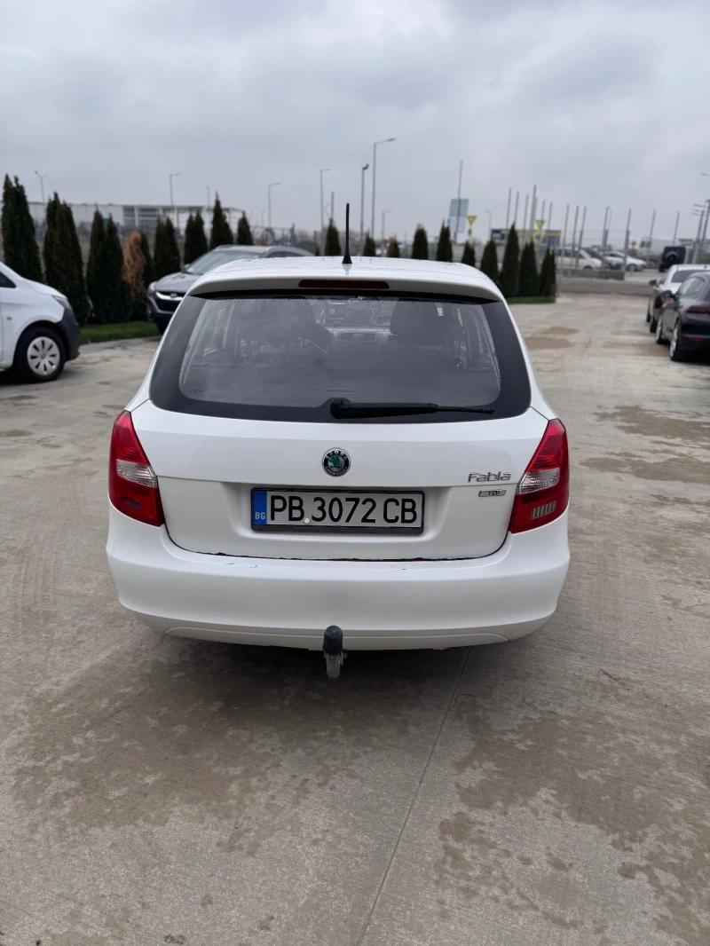 Skoda Fabia, снимка 4 - Автомобили и джипове - 48235347