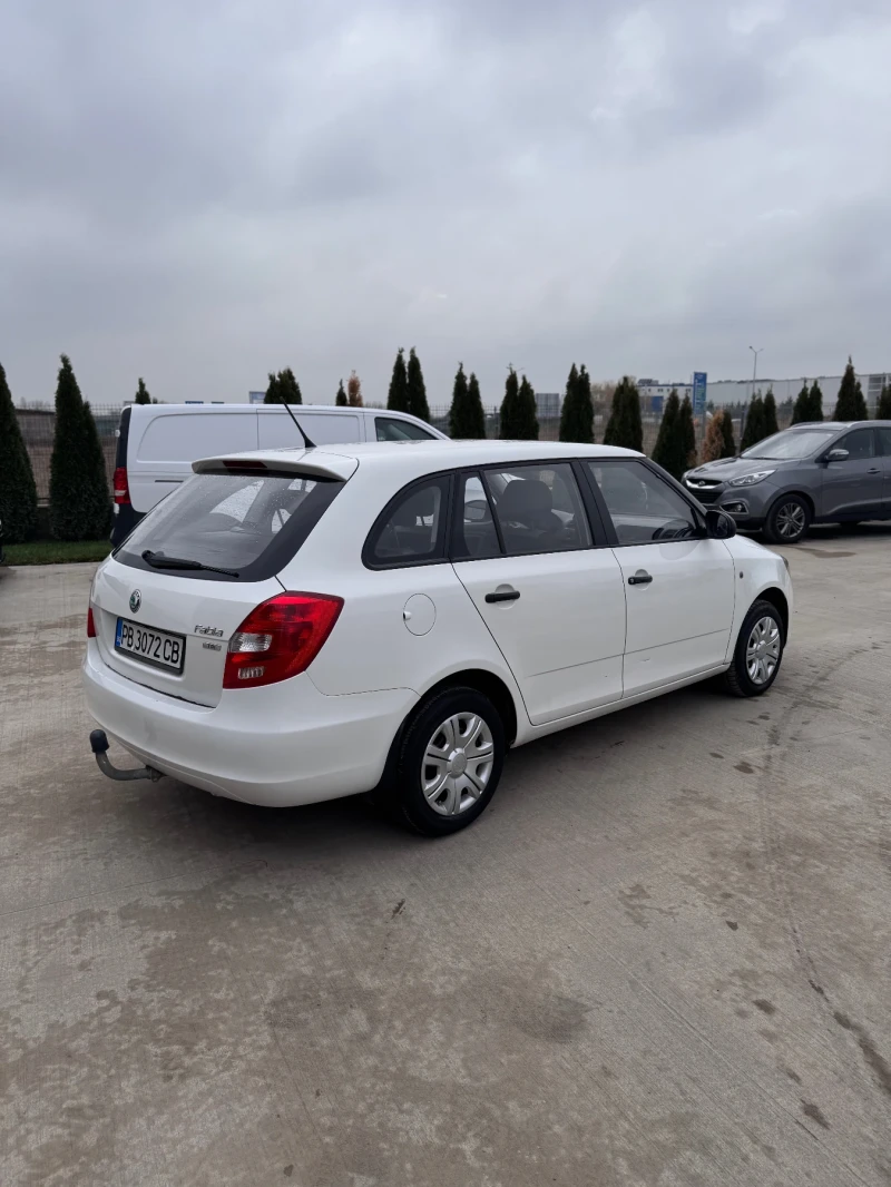 Skoda Fabia, снимка 3 - Автомобили и джипове - 48235347