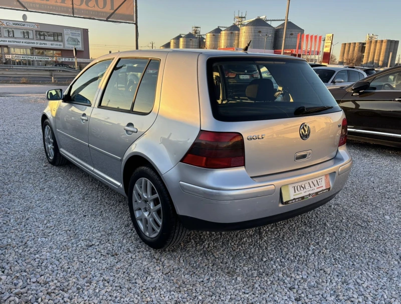 VW Golf 1.6i бензин, снимка 3 - Автомобили и джипове - 48399921