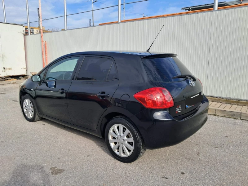 Toyota Auris 1.6 с газ, снимка 6 - Автомобили и джипове - 48812715