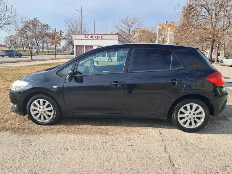 Toyota Auris 1.6 с газ, снимка 16 - Автомобили и джипове - 48812715