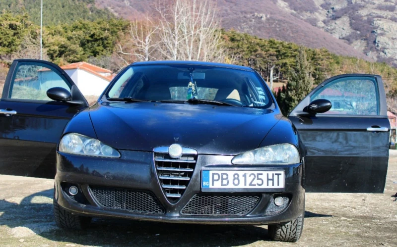 Alfa Romeo 147, снимка 1 - Автомобили и джипове - 48984901