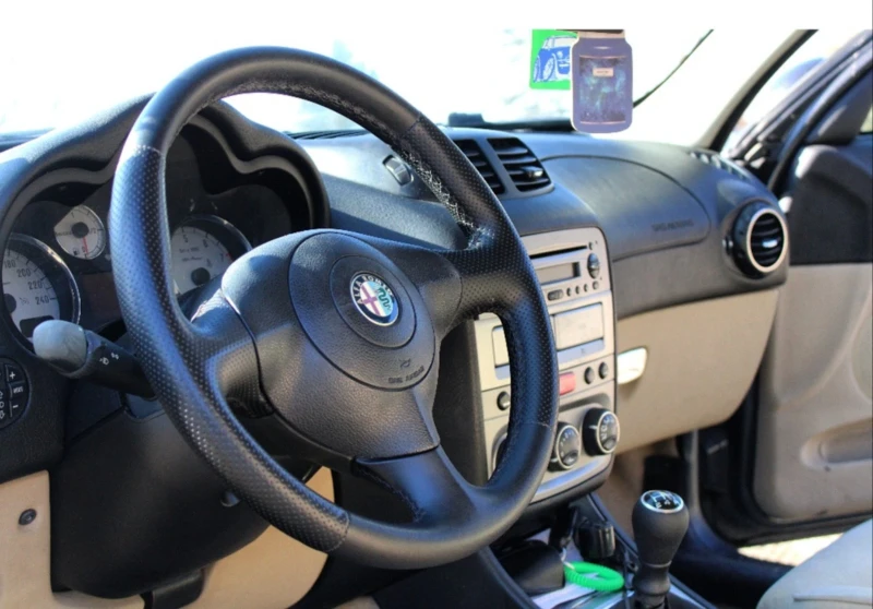 Alfa Romeo 147, снимка 5 - Автомобили и джипове - 48984901