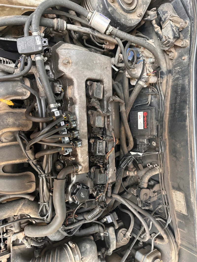 Toyota Corolla 1.4 VVTI, снимка 4 - Автомобили и джипове - 52631719