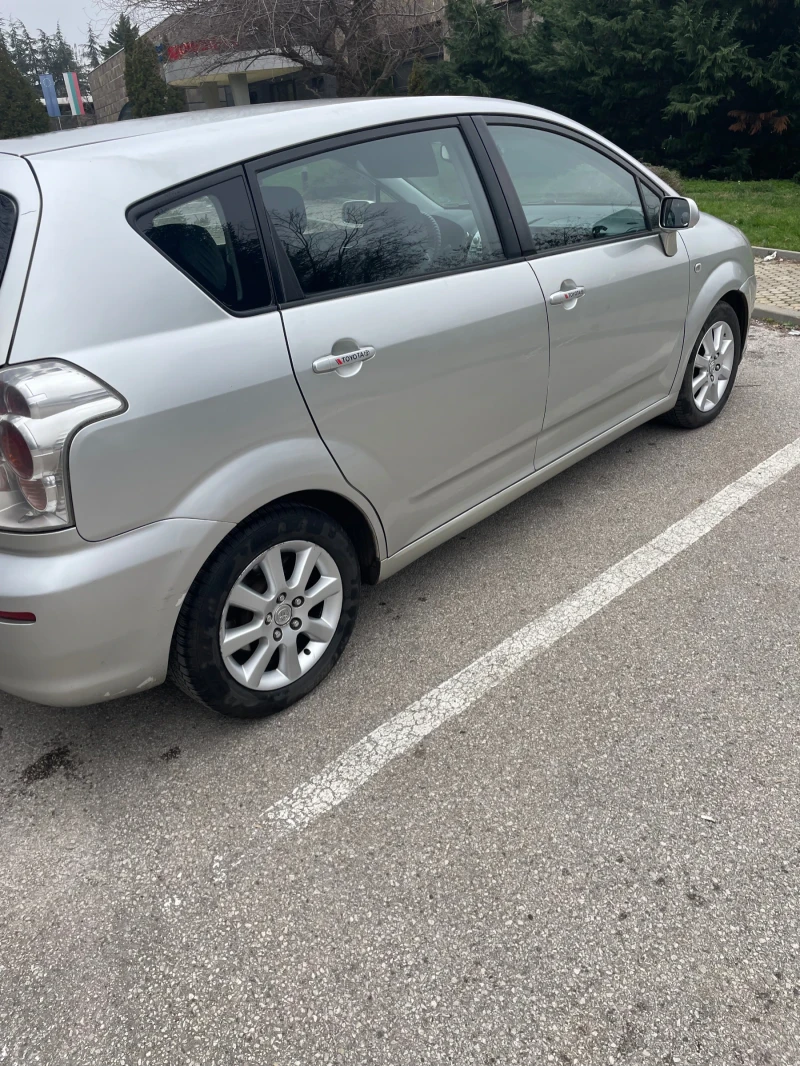 Toyota Corolla verso, снимка 4 - Автомобили и джипове - 52885824