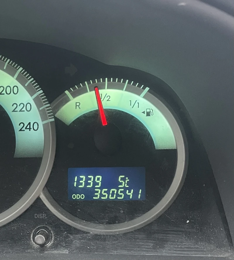 Toyota Corolla verso, снимка 11 - Автомобили и джипове - 52885824