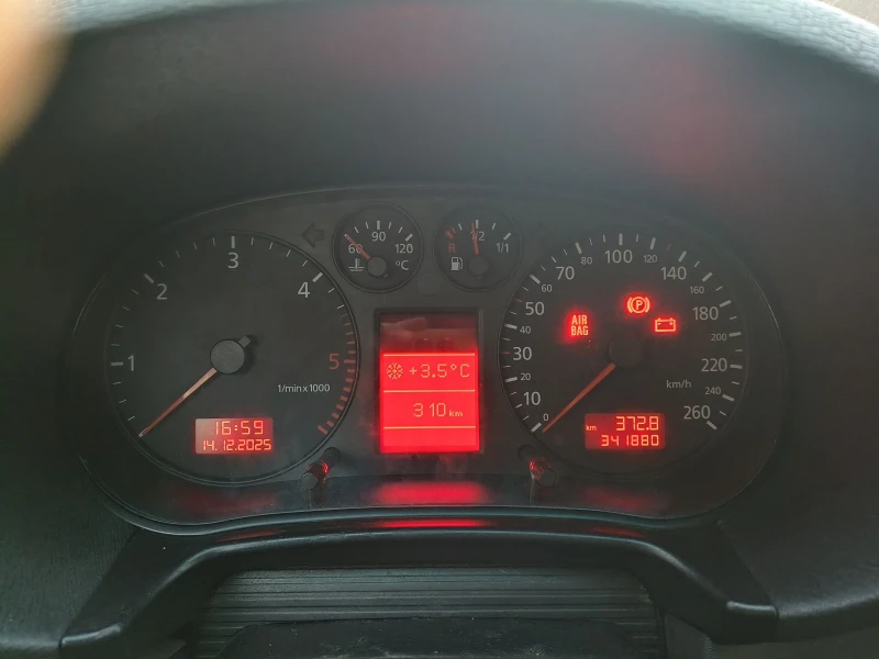 Audi A3, снимка 8 - Автомобили и джипове - 52900552