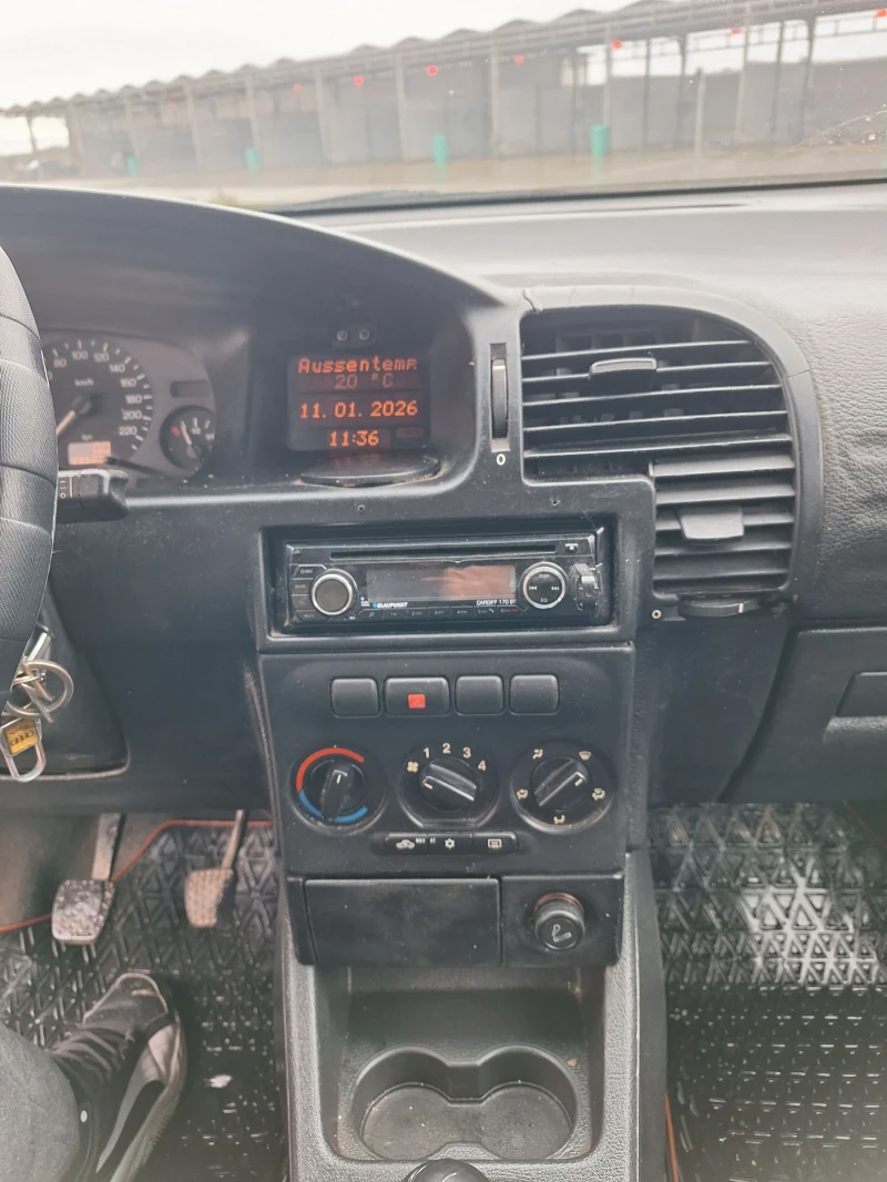 Opel Zafira, снимка 8 - Автомобили и джипове - 53079143