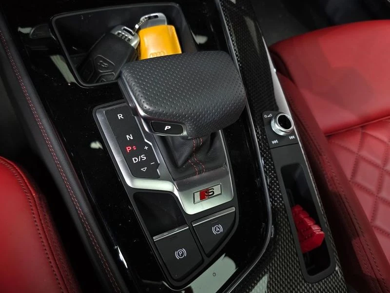 Audi S4 3.0 CWG Automatic, снимка 9 - Автомобили и джипове - 55780583