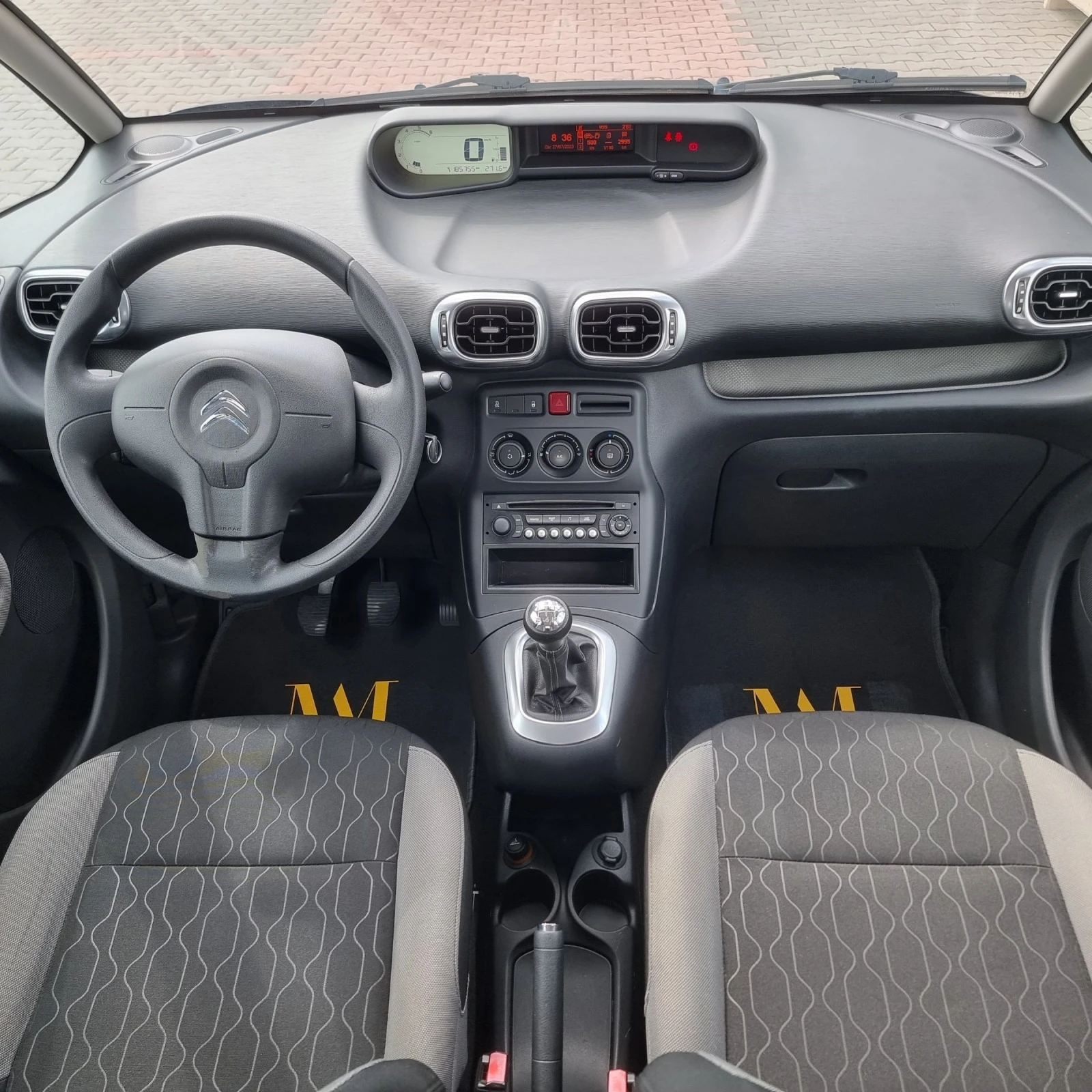 Citroen C3 Picasso 1.6 HDI Evro5В  - изображение 9