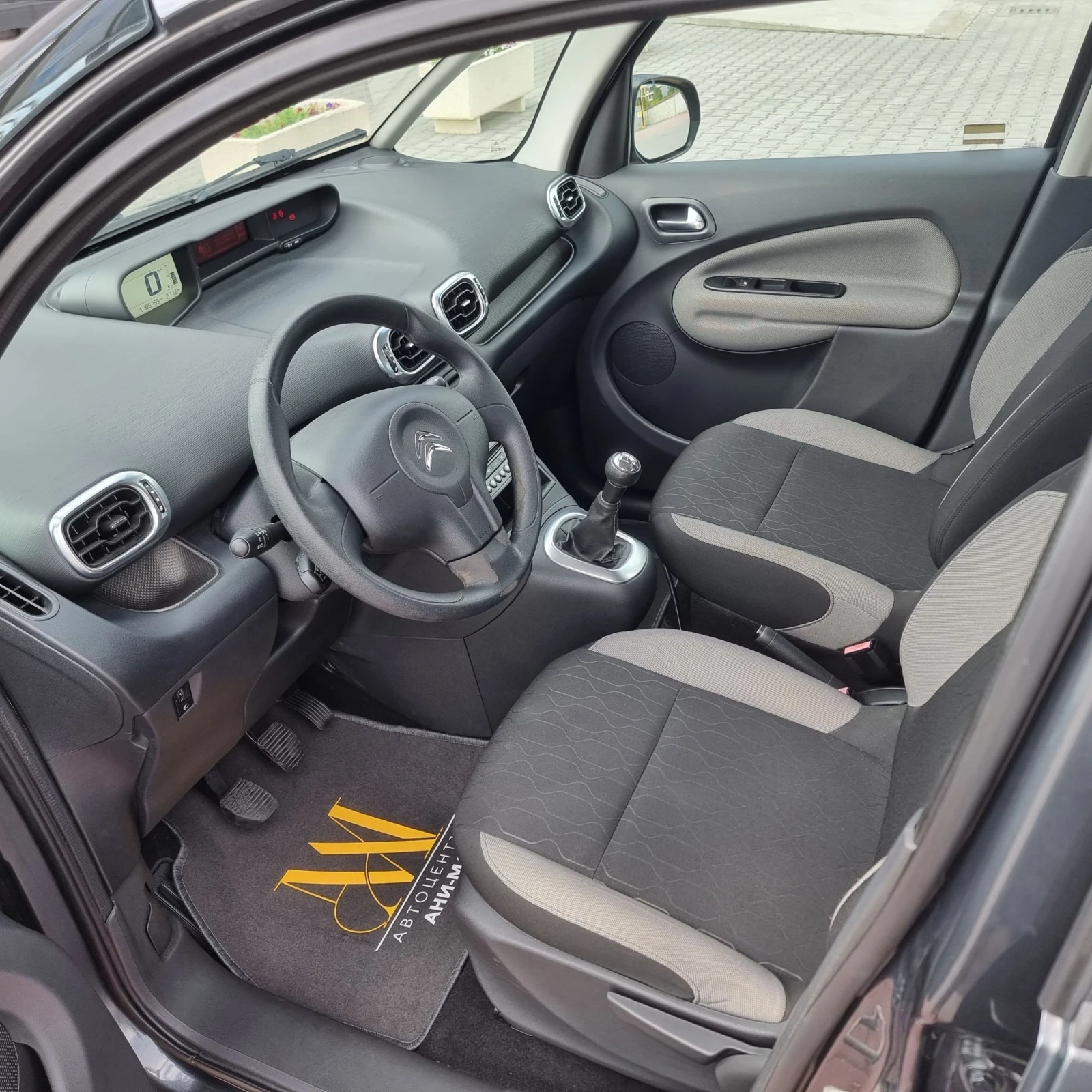 Citroen C3 Picasso 1.6 HDI Evro5В  - изображение 10