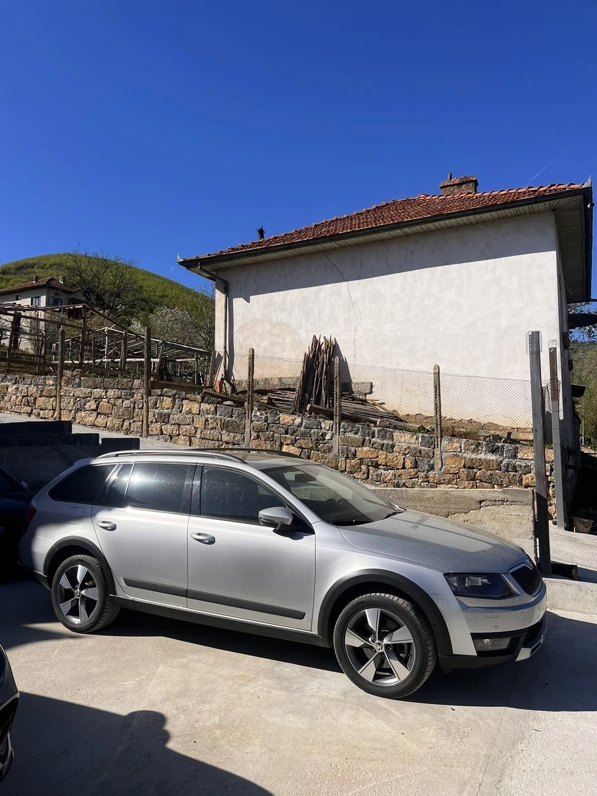 Skoda Octavia SCOUT 2.0TDI 184кс - изображение 3