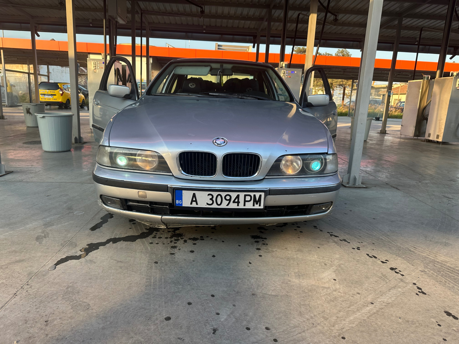 BMW 520 I - изображение 1