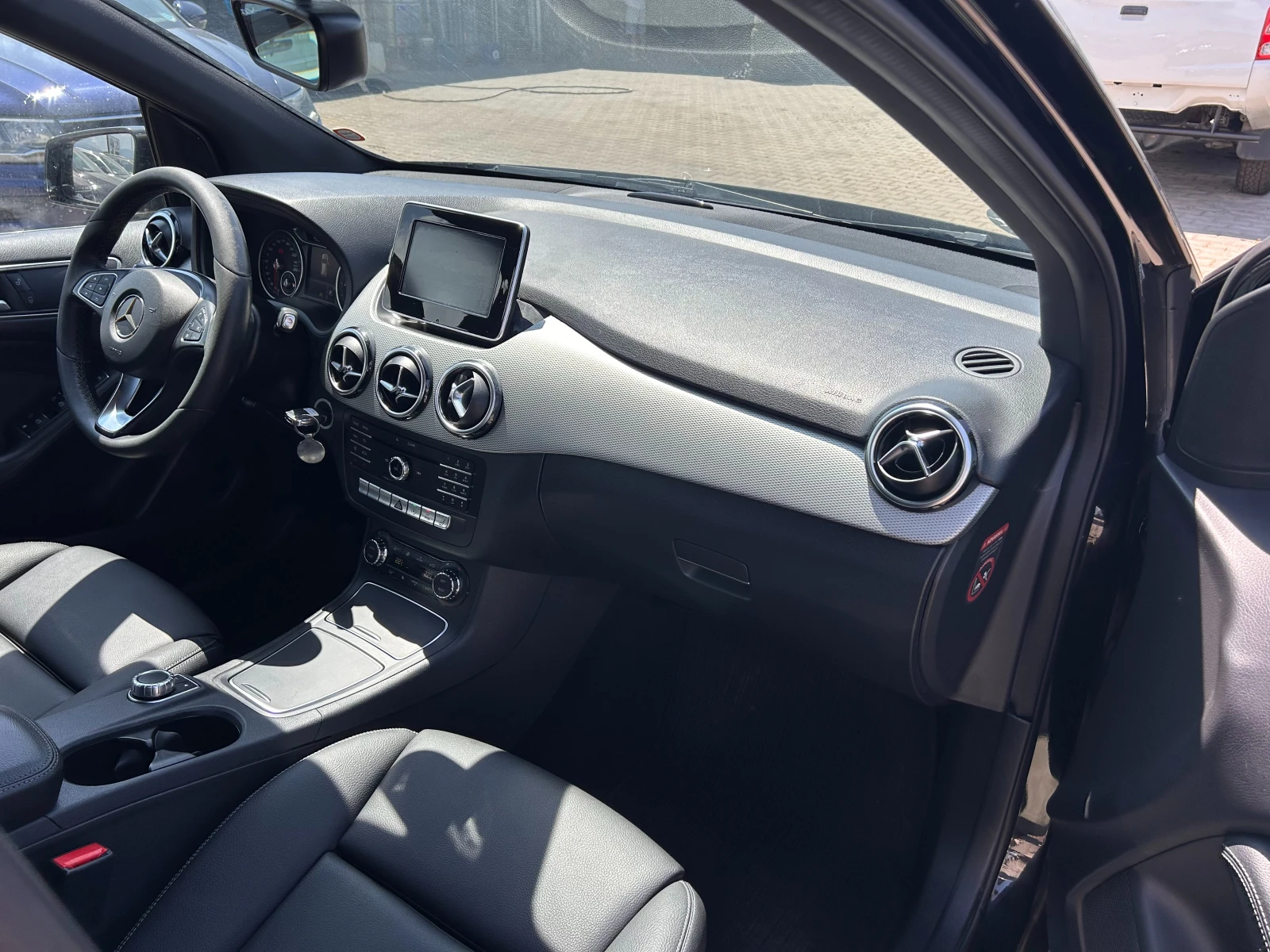 Mercedes-Benz B 200 CDI AVTOMAT/KOJA/NAVI EURO 6 - изображение 10