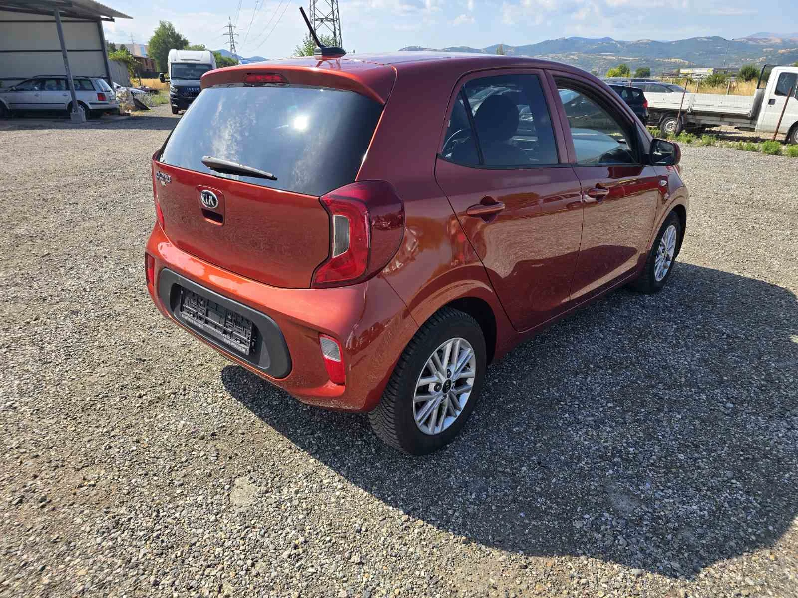 Kia Picanto 1.0 - изображение 6