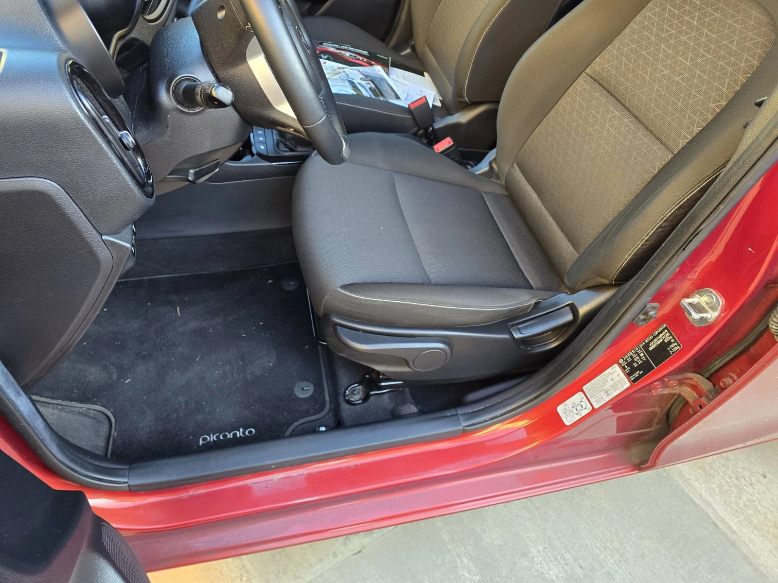 Kia Picanto 1.0 - изображение 10