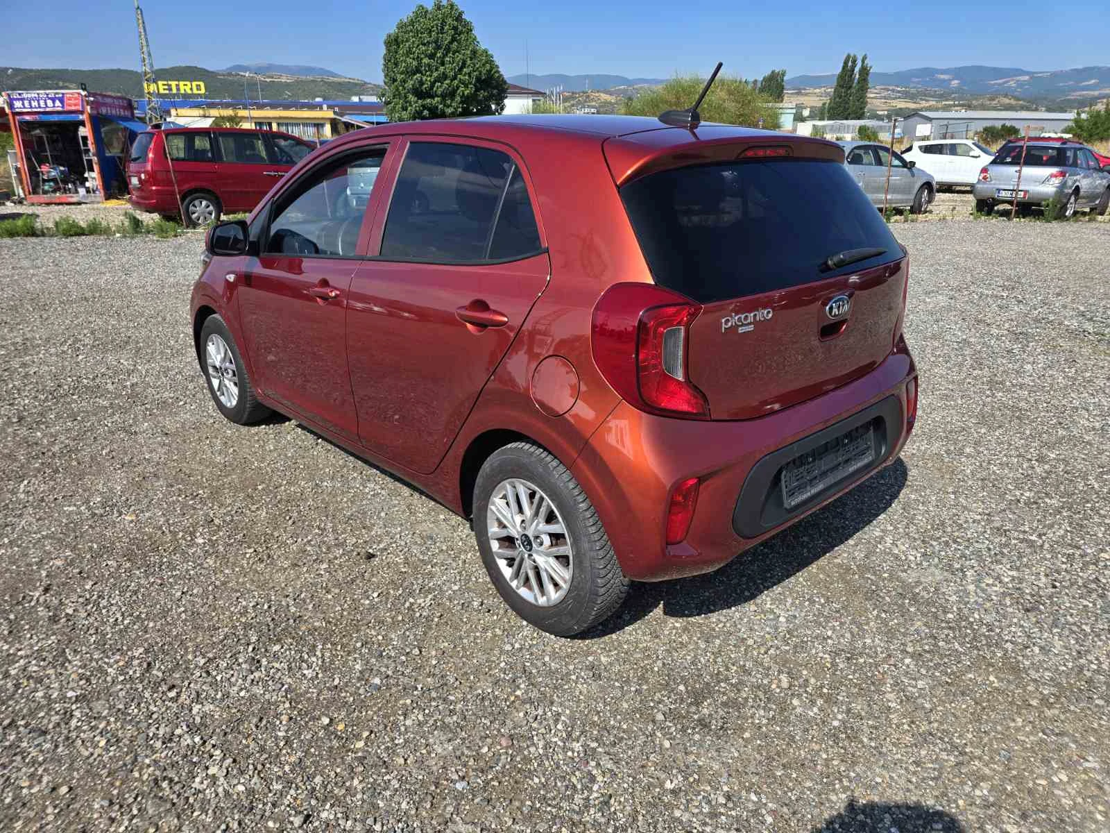 Kia Picanto 1.0 - изображение 8