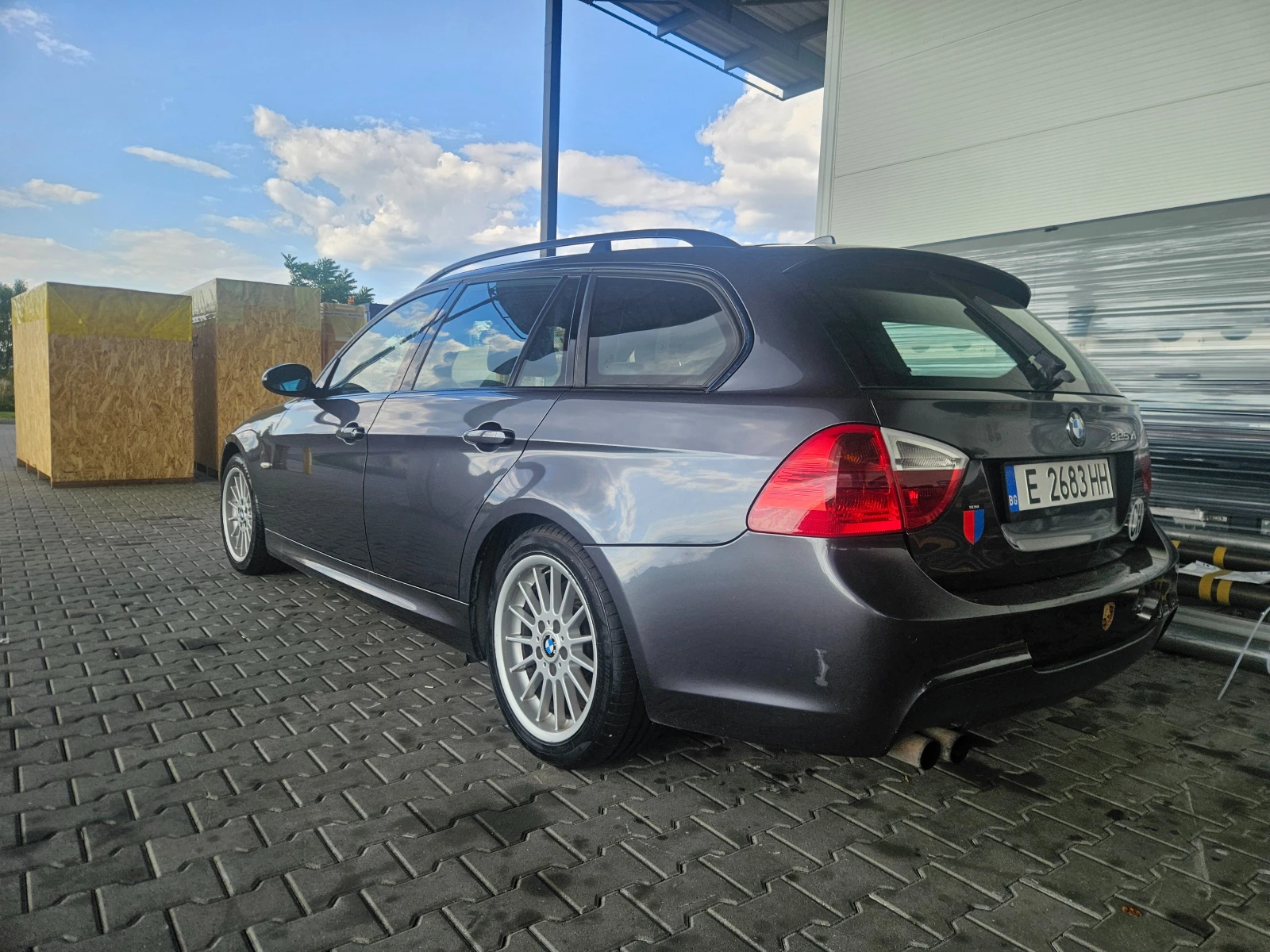 BMW 325 xi - изображение 2