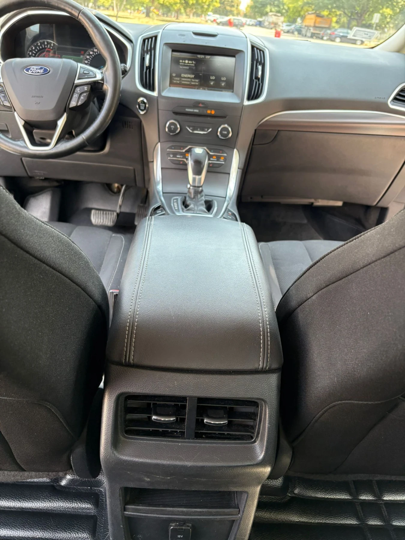 Ford S-Max Titanium 2.0 TDCI - изображение 6