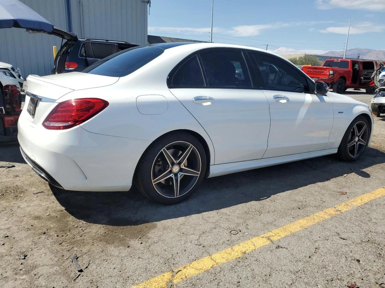 Mercedes-Benz C 450 AMG V6/4MATIC/ПАНОРАМА - изображение 4