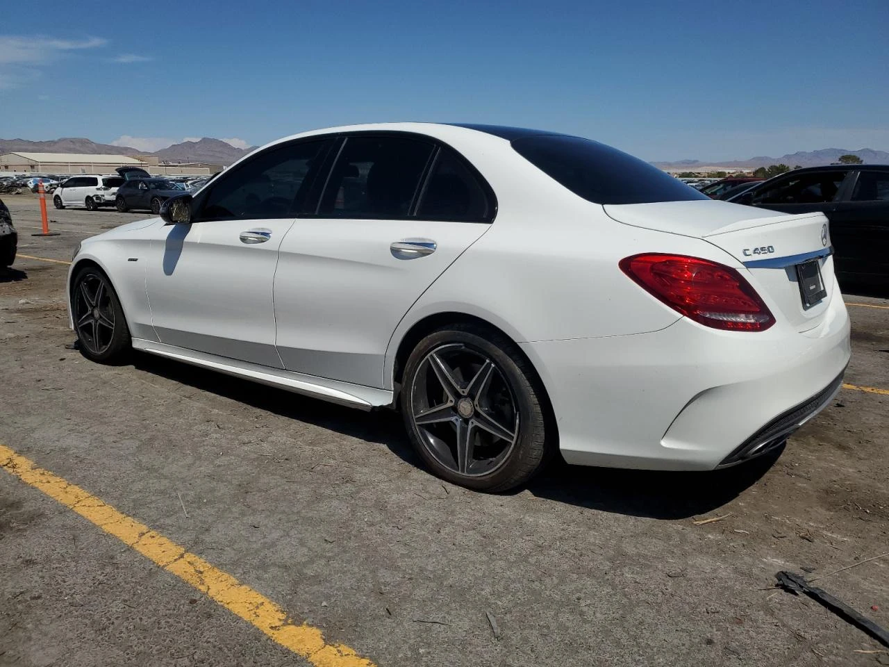 Mercedes-Benz C 450 AMG V6/4MATIC/ПАНОРАМА - изображение 6