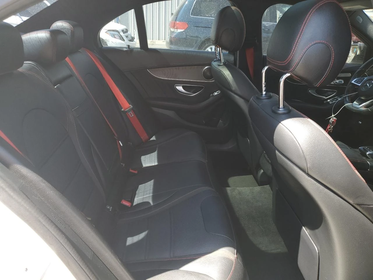 Mercedes-Benz C 450 AMG V6/4MATIC/ПАНОРАМА - изображение 10