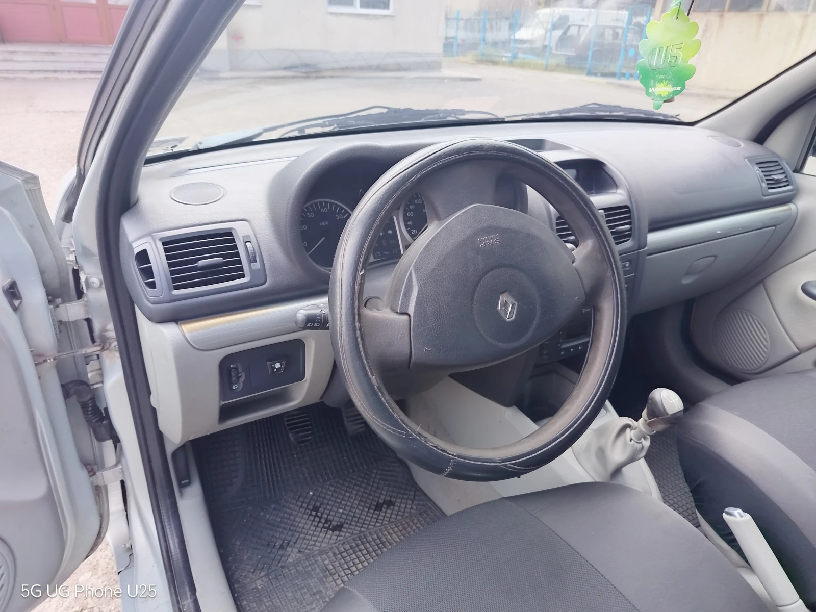 Renault Clio  - изображение 6