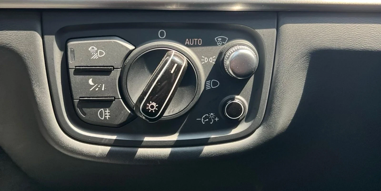 Audi A8 4.2 TDI/Long/Ceramic/Full/3xTV/Sport Pack - изображение 9