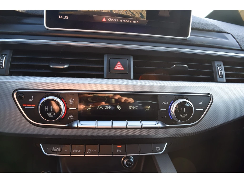 Audi A4 * Progressiv AWD Navigation * CARFAX * ���� �� �� | Mobile.bg � ����������� 16