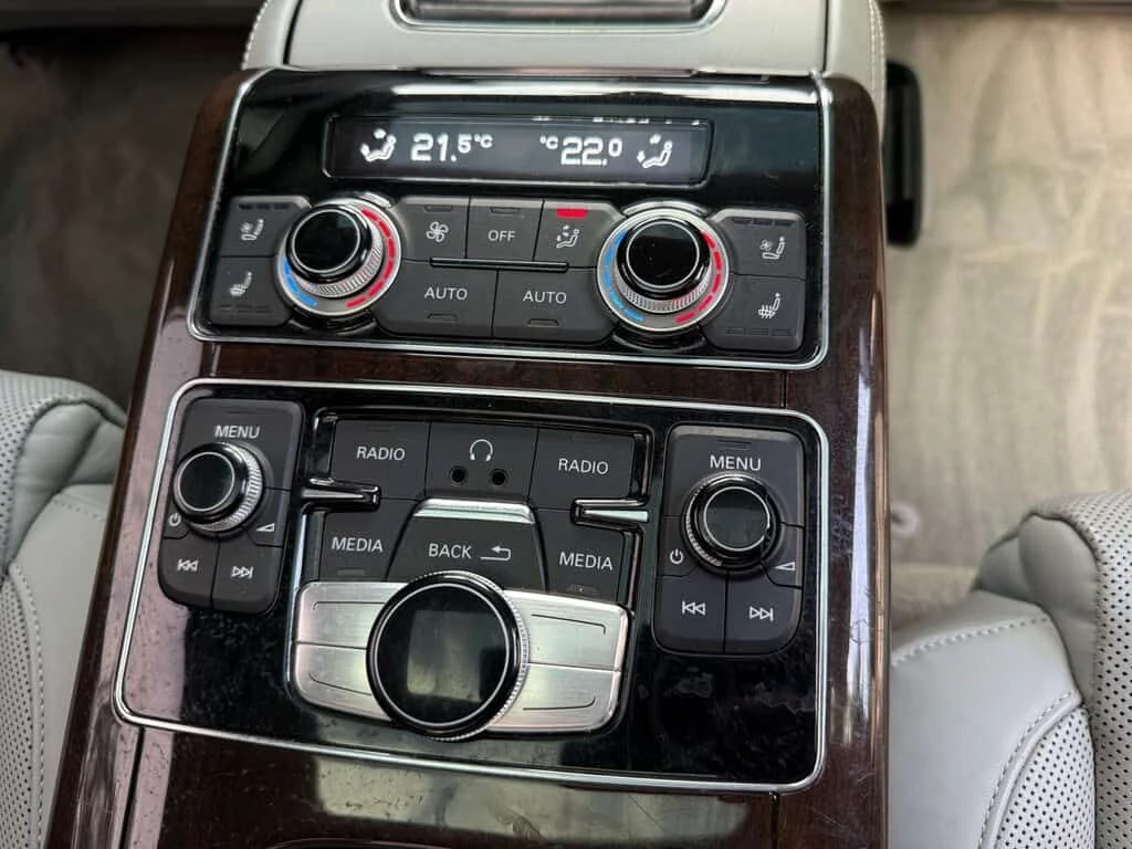 Audi A8 * 4dr Sdn 3.0L TDI, INDIVIDUAL PACKAGE * CARFAX *  | Mobile.bg � ����������� 13