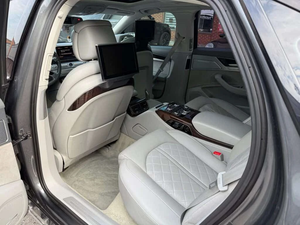 Audi A8 * 4dr Sdn 3.0L TDI, INDIVIDUAL PACKAGE * CARFAX *  | Mobile.bg � ����������� 17