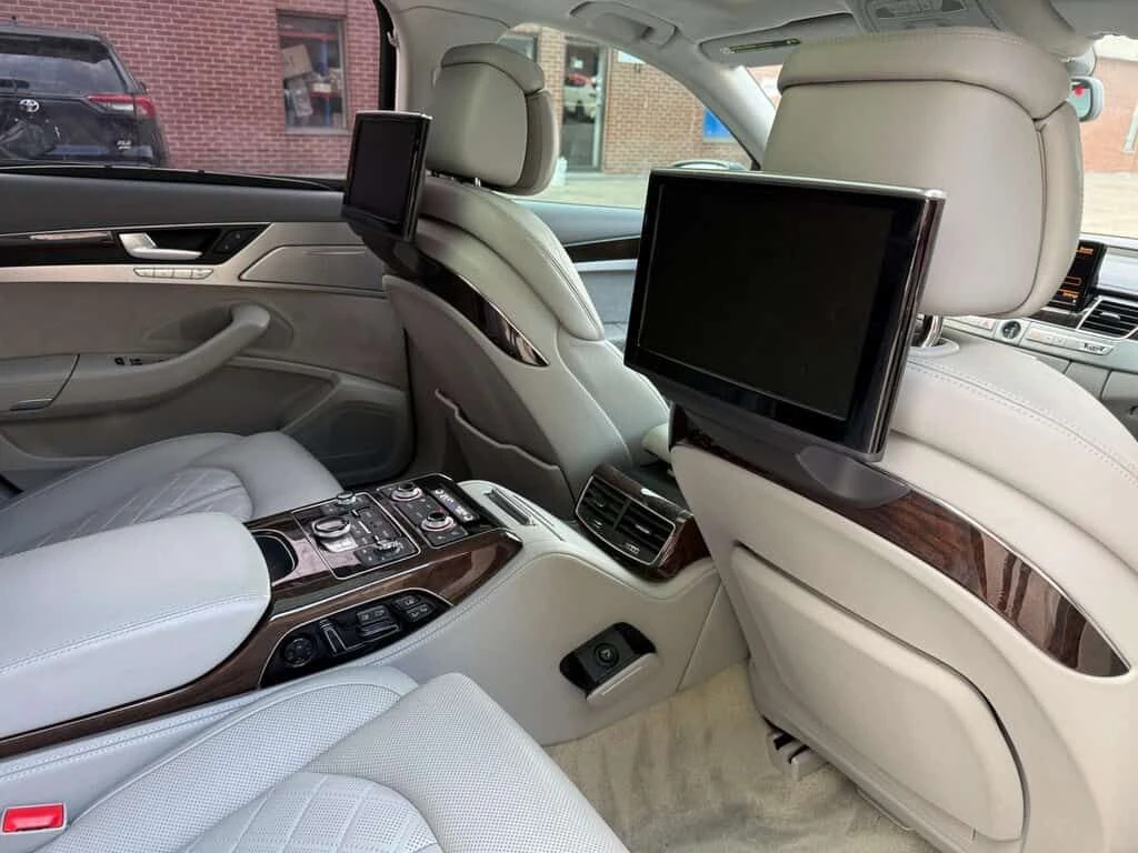 Audi A8 * 4dr Sdn 3.0L TDI, INDIVIDUAL PACKAGE * CARFAX *  | Mobile.bg � ����������� 15