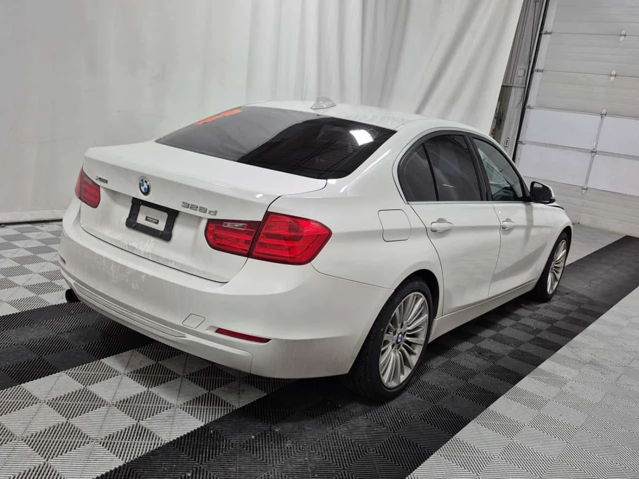 BMW 328 * 328D XDRIVE * CARFAX * ЦЕНА ДО БГ - изображение 4