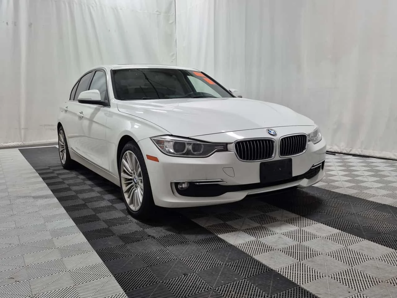 BMW 328 * 328D XDRIVE * CARFAX * ЦЕНА ДО БГ - изображение 3