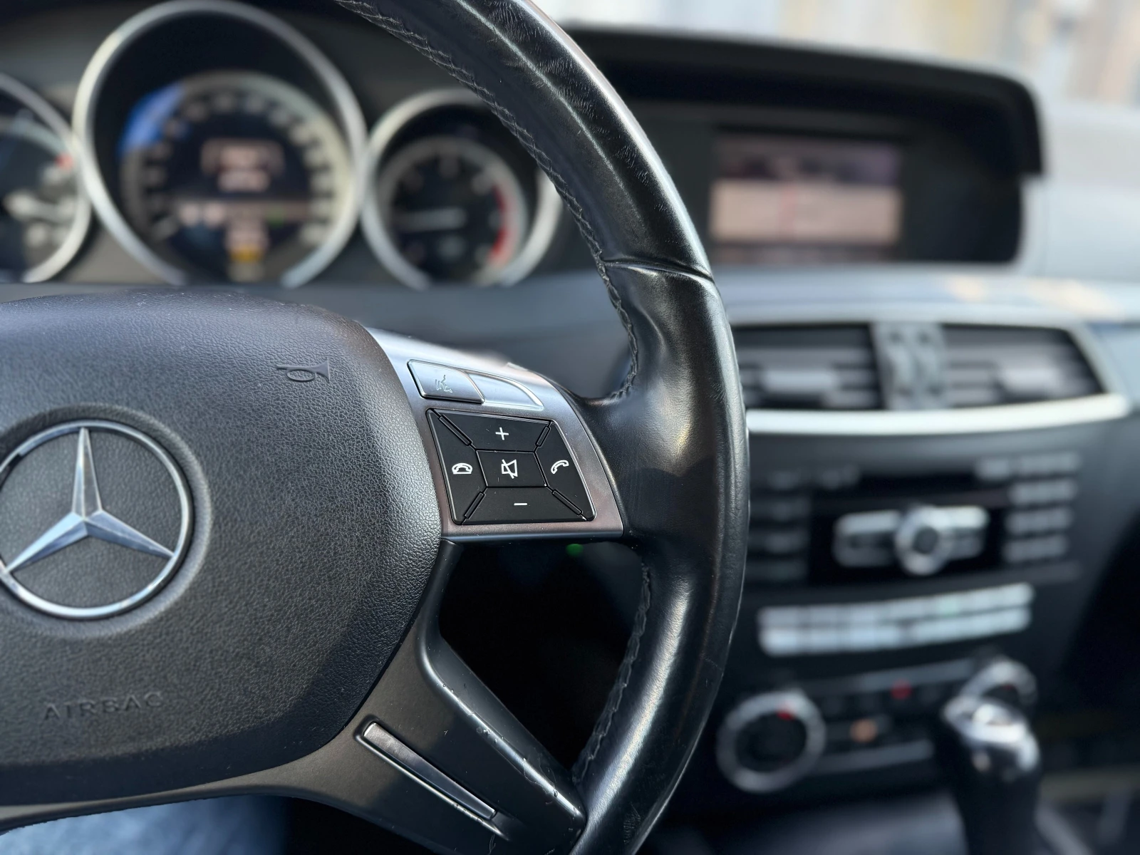 Mercedes-Benz C 180 CDI 6 МЕСЕЦА ГАРАНЦИЯ/2.2D 120к.с Facelift/EURO 5B, снимка 15 - Автомобили и джипове - 53746658